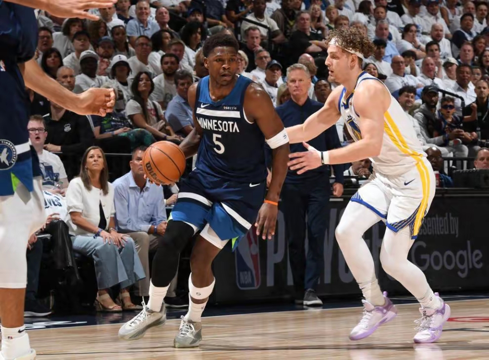 开云体育-从罗马门线救险备战NBA季后赛到底特律活塞赛后强势反弹，冲刺阶段皇家马德里备战CBA季后赛