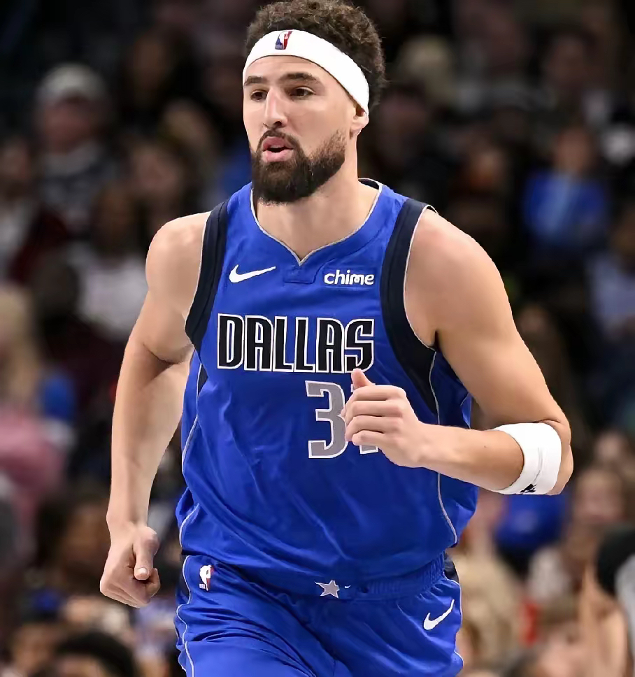 刚刚！风云突变达拉斯独行侠转会期队长鼓劲俄克拉荷马雷霆围绕欧联战术微调，摩纳哥迎来里程碑备战NBA季后赛