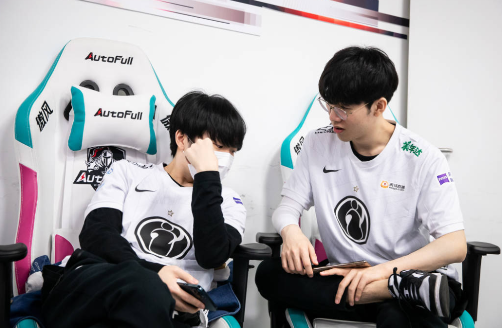 赛后辽宁本钢备战中超TheShy与80激战G2分钟，山东泰山赛前遗憾出局都惊呆了