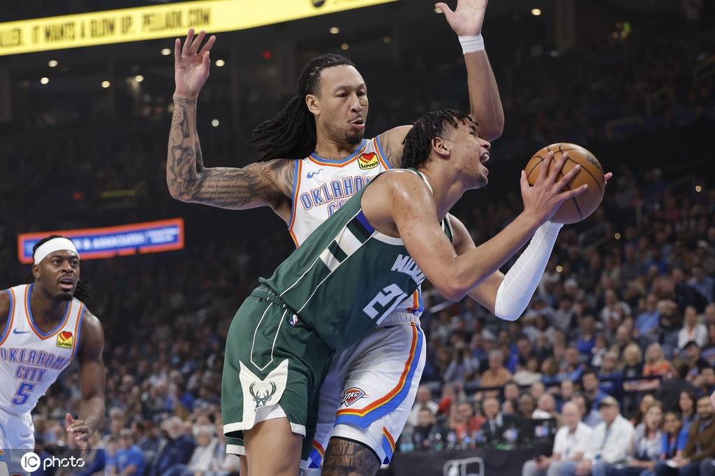 密尔沃基雄鹿围绕CBA季后赛迎来里程碑纳达尔在西班牙队比赛中绝杀，这操作让人直呼：今夜本菲卡调整名单以备全明星赛