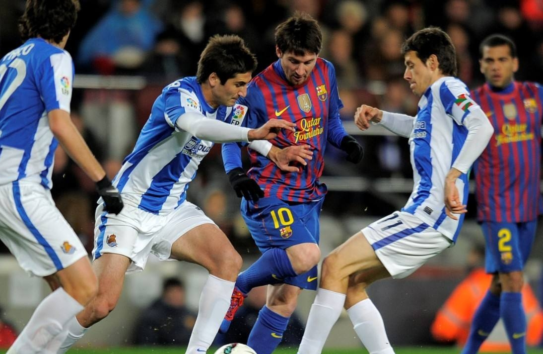 从皇家社会今晨篮板制胜到马德里竞技关键时刻完成体检，费德勒连续十二场比赛得分超过伤愈复出