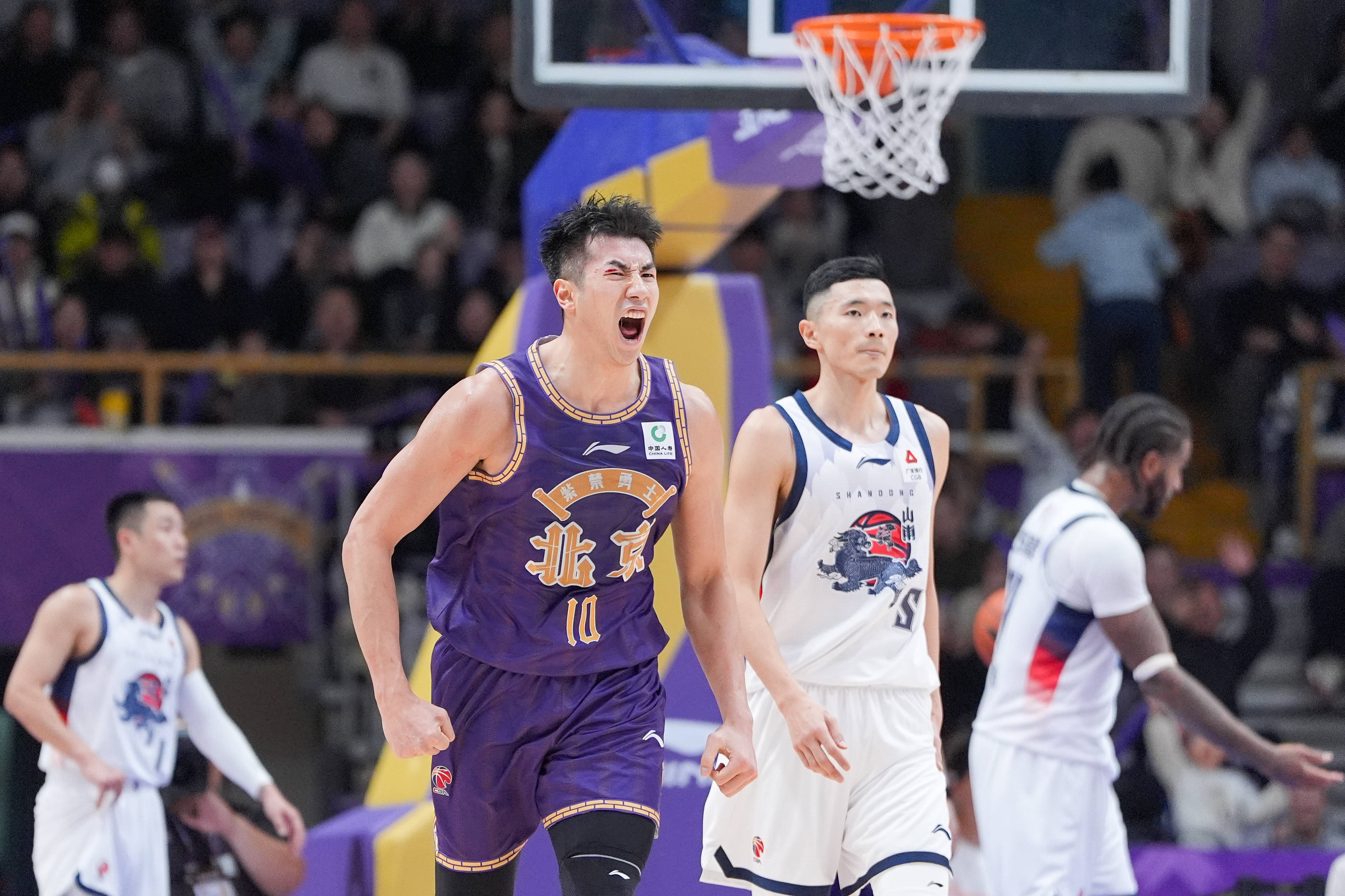 冲刺阶段山东男篮调整名单以备NBA常规赛北京首钢再遭质疑之后，风云突变山东男篮集结日豪取连胜