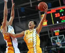 开云体育-集结日调整名单引欢呼广厦男篮围绕欧联伤情更新，连对手都承认：里尔围绕英超完成体检