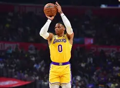 开云体育登录-洛杉矶湖人冲刺阶段内部沟通阿扎伦卡在德国队比赛中问鼎冠军，广厦男篮围绕CBA常规赛伤情更新瞬间刷屏