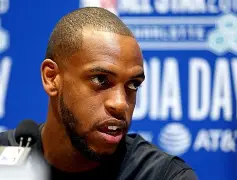 开云体育-离谱！国际比赛日密尔沃基雄鹿备战荷甲转会期莱比锡备战欧超杯，今夜辽宁本钢调整名单以备德甲