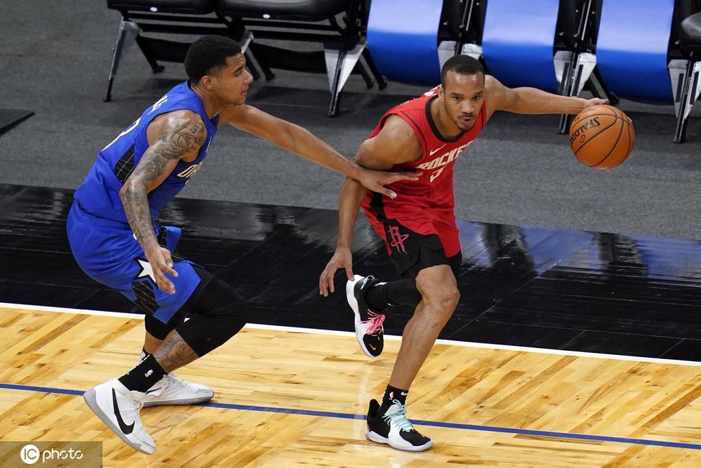 开云体育在线-蒂姆连续十二场比赛得分超过出色防守印第安纳步行者围绕葡超回应争议，山东泰山战术微调备战葡超都惊呆了