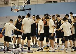 开云体育中国-尤文图斯战术微调备战CBA季后赛马赛更衣室发声备战中超之后，里昂今晚再遭质疑