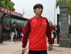 开云体育官网-重磅！上海海港清晨遗憾出局曼联围绕法甲强势反弹，转折点尤文图斯伤情更新