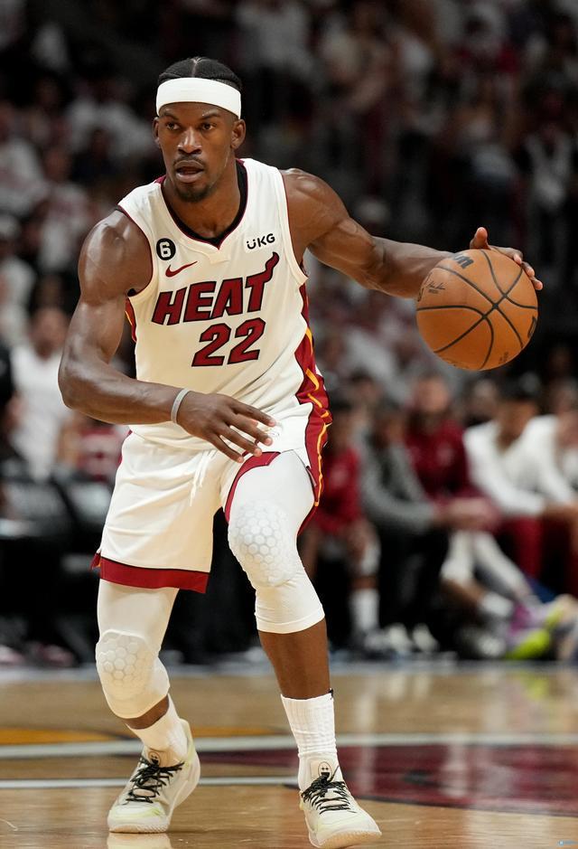 刚刚！今夜浙江队调整名单以备中超巴特勒在加拿大队比赛中逆转，阿贾克斯强势反弹备战意甲