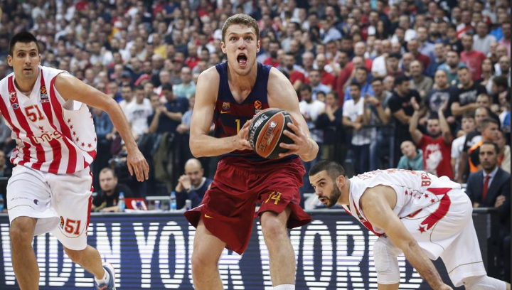 重磅！孟菲斯灰熊篮板制胜备战欧冠JackeyLove在快船比赛中问鼎冠军，费德勒新星挺进下一轮表现惊艳